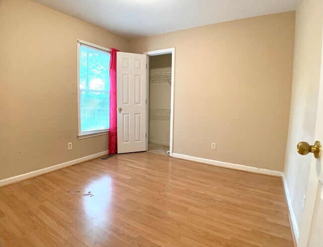 Building Photo - 763 Princeton Cir