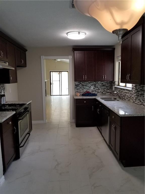 Building Photo - 11601 Hidden Quail Dr