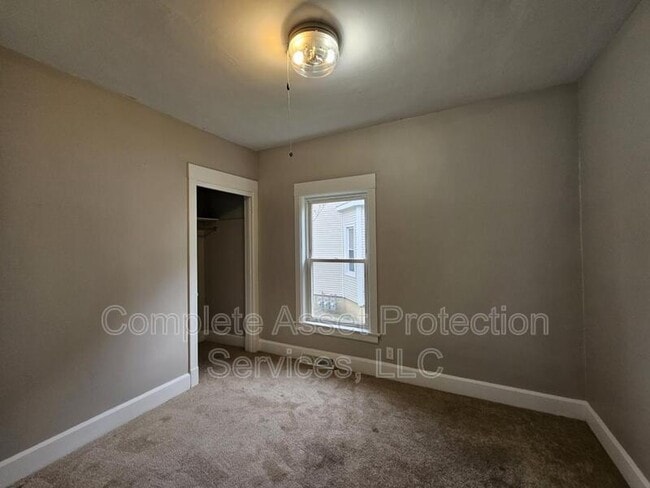 Building Photo - 1105 Woodward St