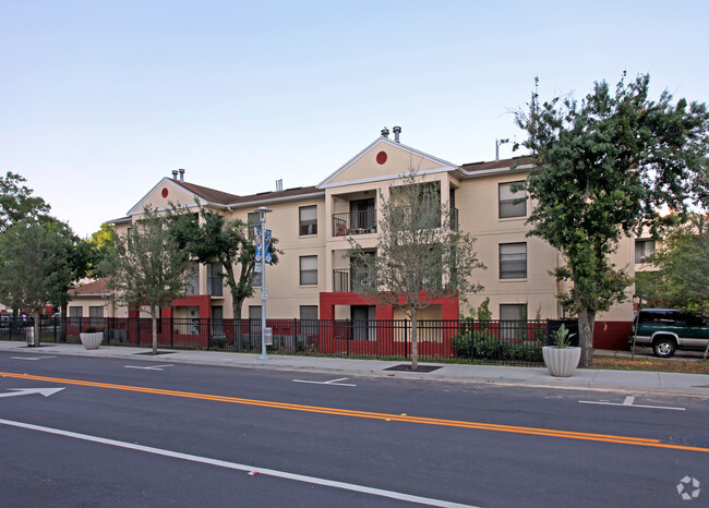 Building Photo - Jackson Court Apartments