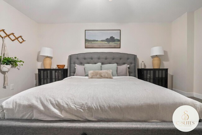 Building Photo - 1709 NW 33rd Pl