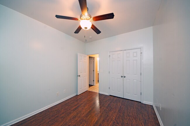 Building Photo - 219 Caldwell Loop