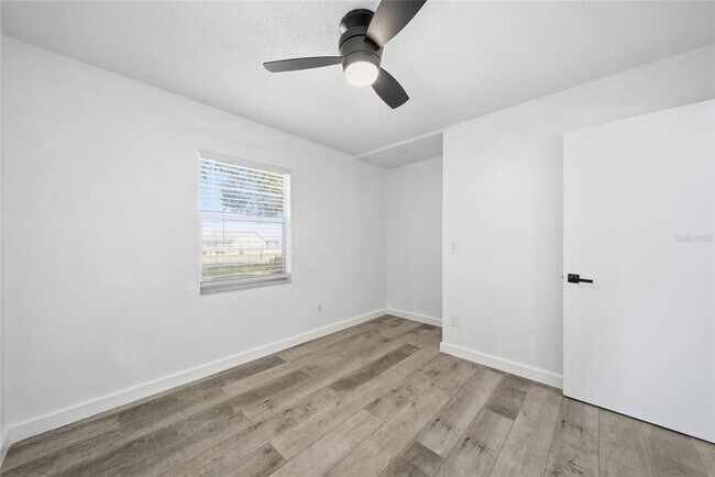 Building Photo - 34815 Gardenia Way