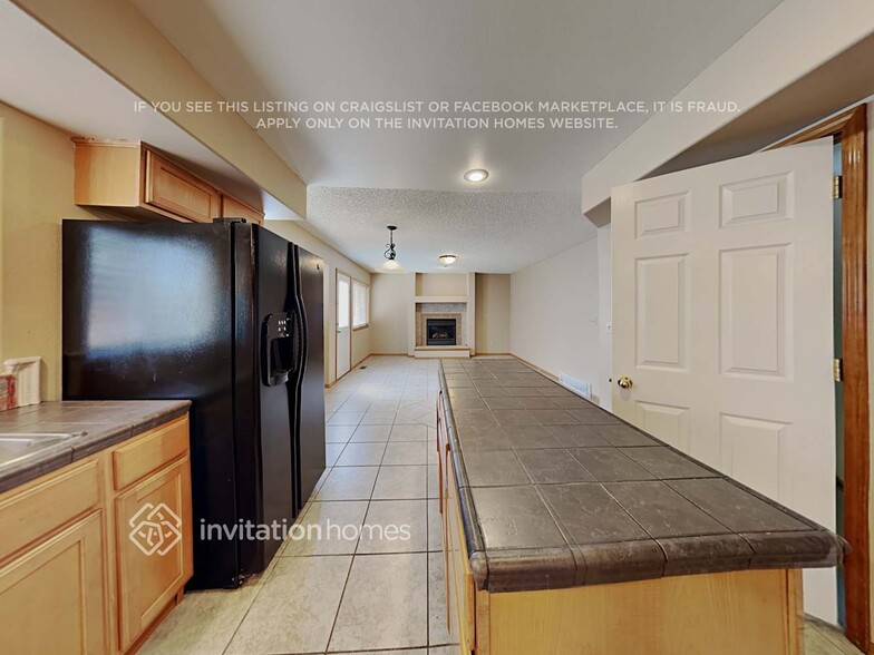 Building Photo - 6027 Pioneer Mesa Dr