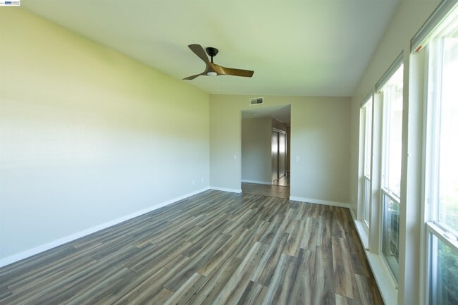 Building Photo - 3600 Kobias Ct