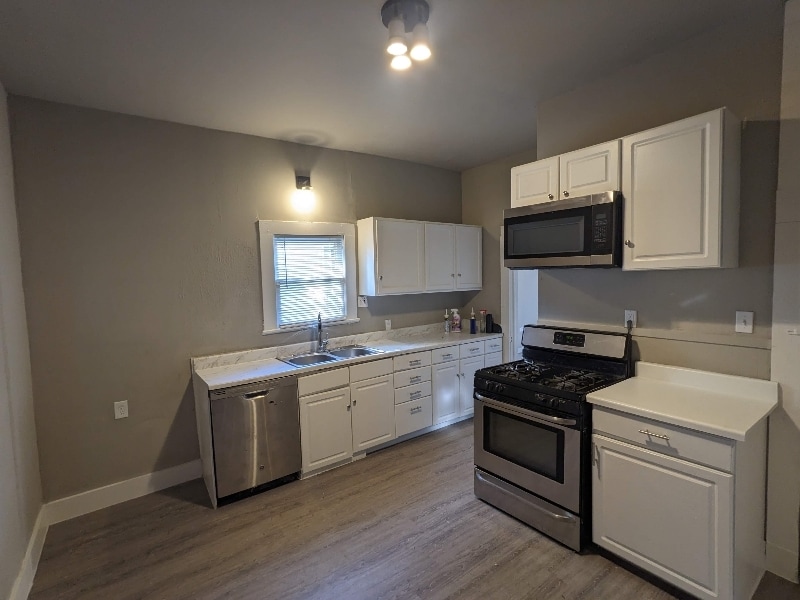 Building Photo - 1022 W Morgan St