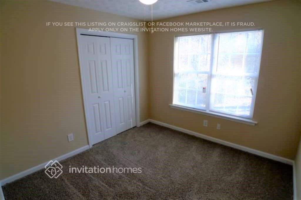 Building Photo - 387 Scenic Ln