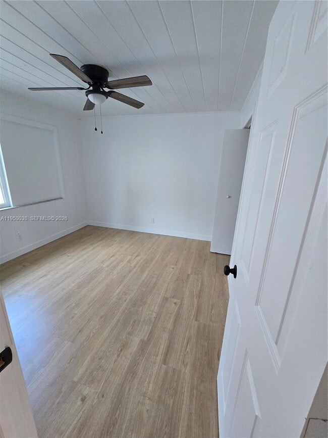 Building Photo - 4000 Greenwood Ave