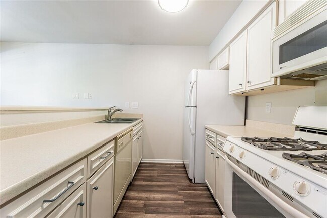 Building Photo - 7920 Rockwood Ln
