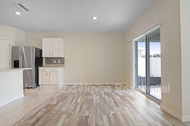 Building Photo - 3189 Royal Tern Dr