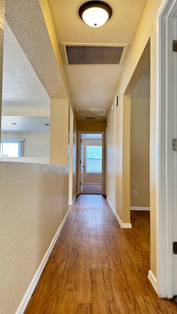 Building Photo - Southwest - 3 bedroom, 2 bath house with a...