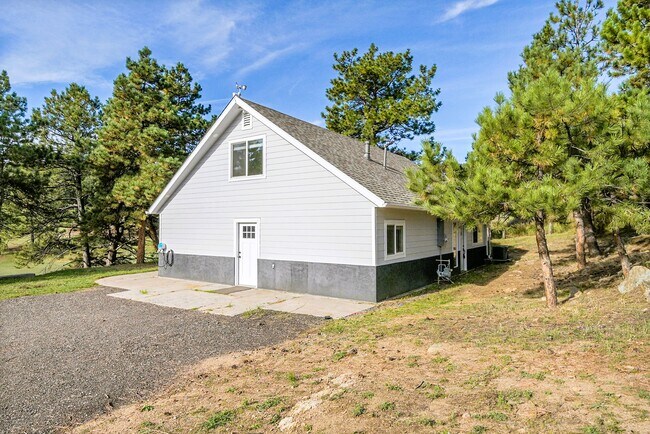Building Photo - 6554 High Cir