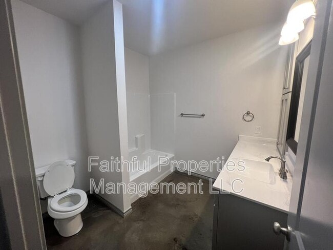 Building Photo - 16374 County Rd 4100