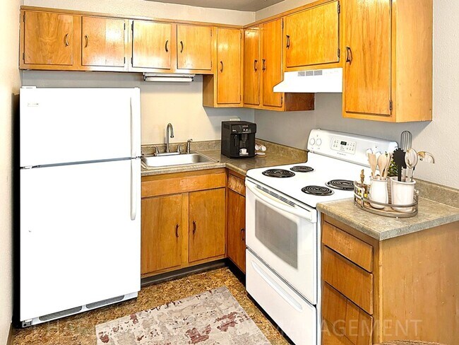Building Photo - 2 BD, 1 BA LOCATED NEAR DOWNTOWN SIOUX FALLS