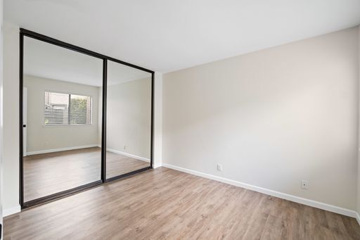 Building Photo - San Diego Desirable Del Cerro - Two Weeks Free - 3 bed / 2 bath Attached Home w Garage, Patio, an...