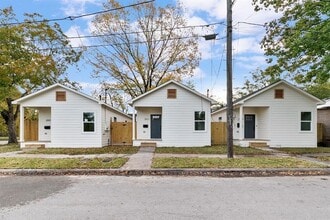 Building Photo - 2803 Nettleton St