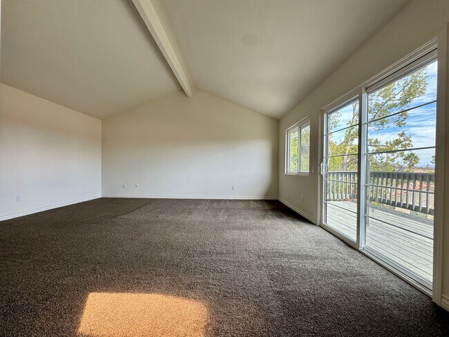 Building Photo - 4925 Regla Ct