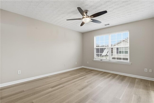 Building Photo - 217 Hiawassee Dr