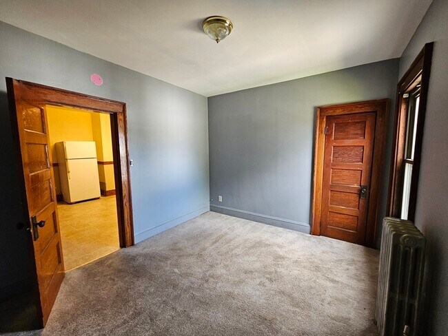 Building Photo - 30 Bemis St