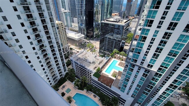 Building Photo - 1050 Brickell Ave