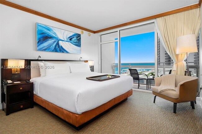 Building Photo - 6801 Collins Ave