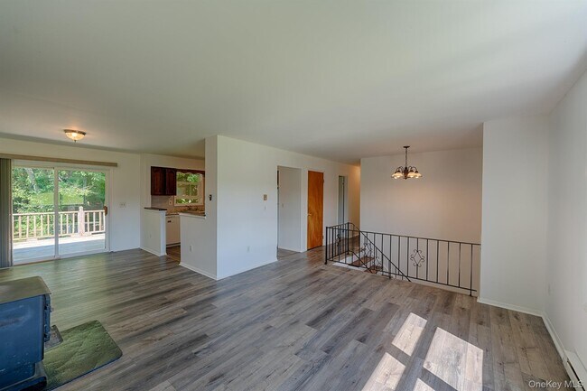 Building Photo - 17 Slate Field Ln