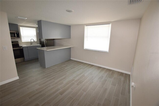 Building Photo - 1214 E Muriel St