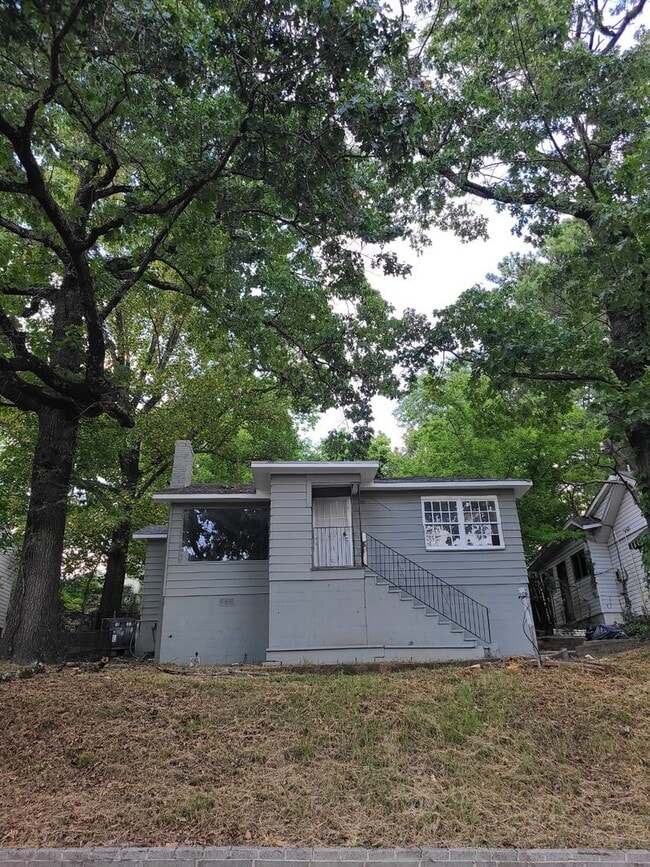 Building Photo - 1520 33rd St Ensley
