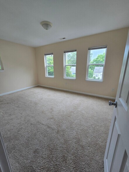 Building Photo - 1404 N 30th St
