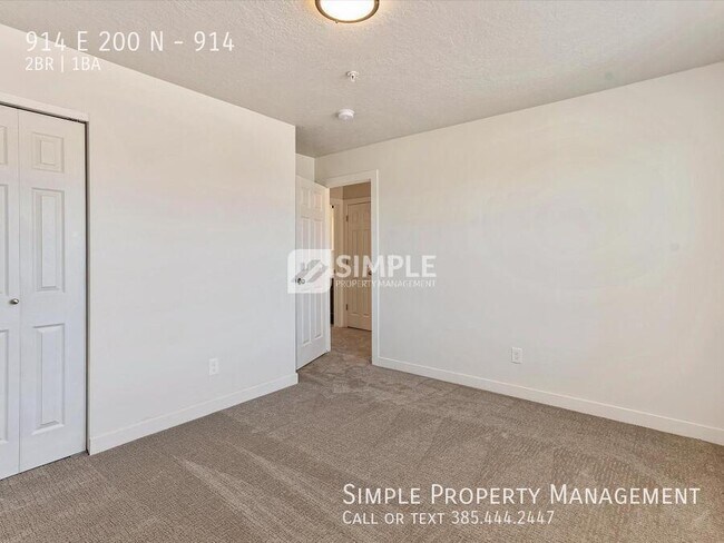 Building Photo - 914 E 200 N