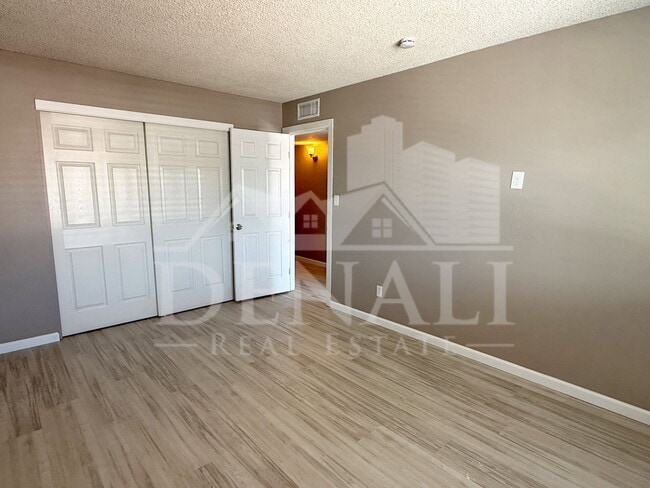 Building Photo - 6714 W Monterosa St