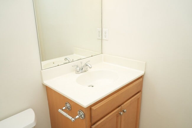 Building Photo - 306 Marquette Ct