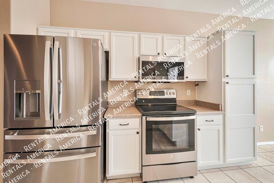 Building Photo - 27 W Mill Reef Dr