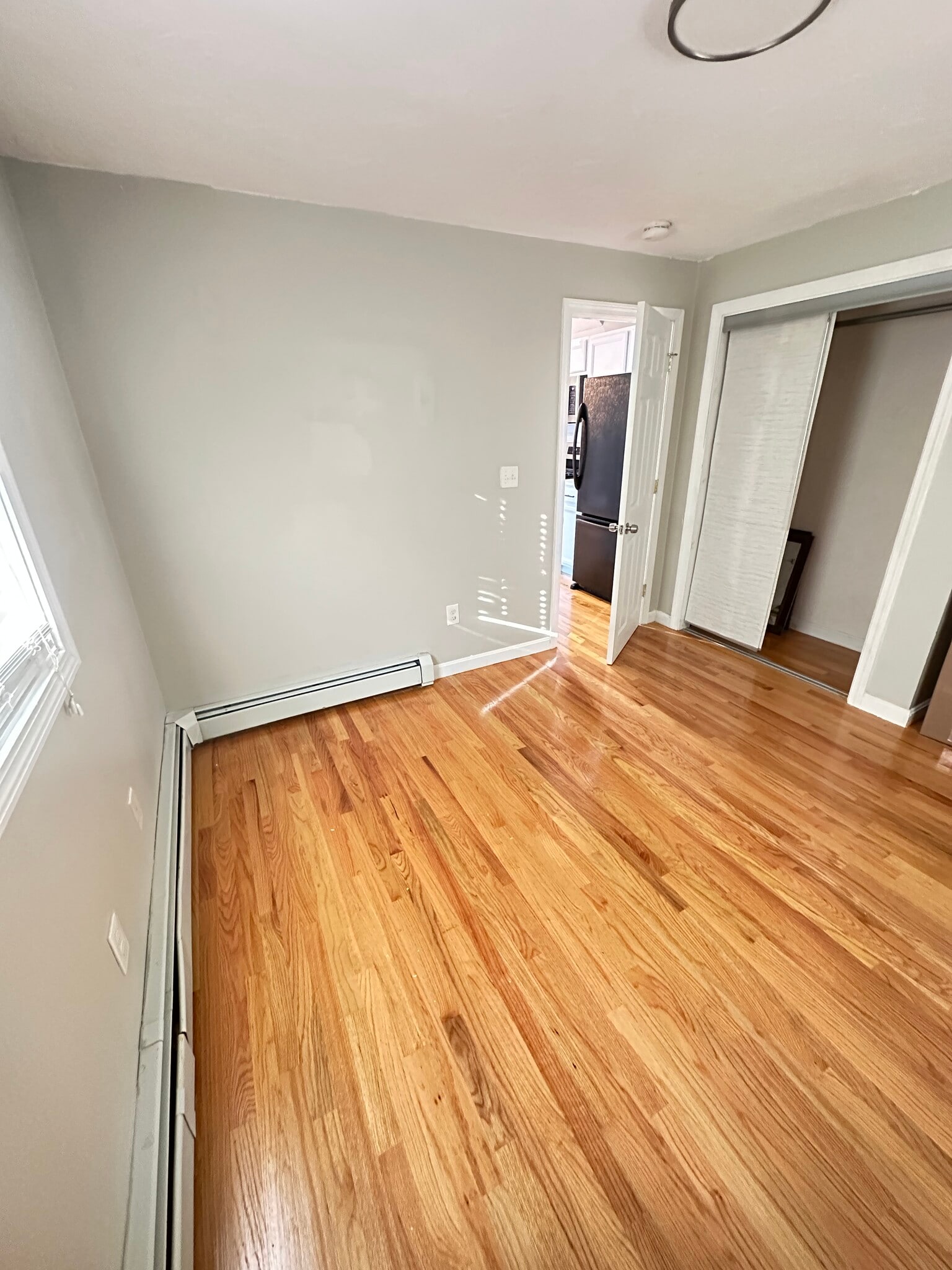 2nd Bedroom - 7 Race St