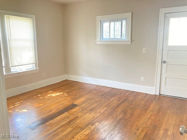 Building Photo - 3578 E 154th St