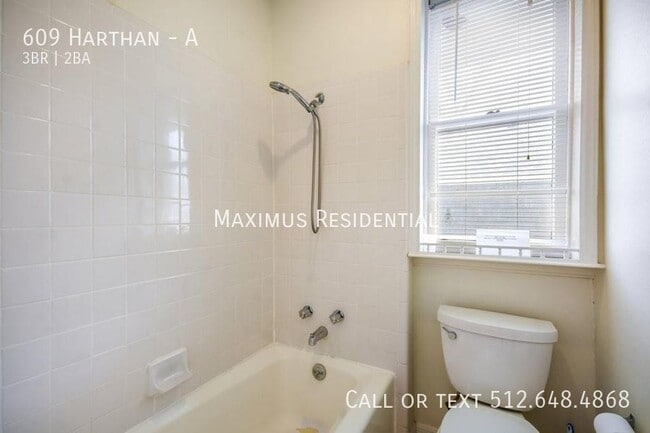 Building Photo - 609 Harthan-A
