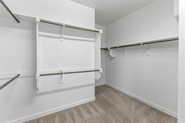 Building Photo - 305 Evans Dr