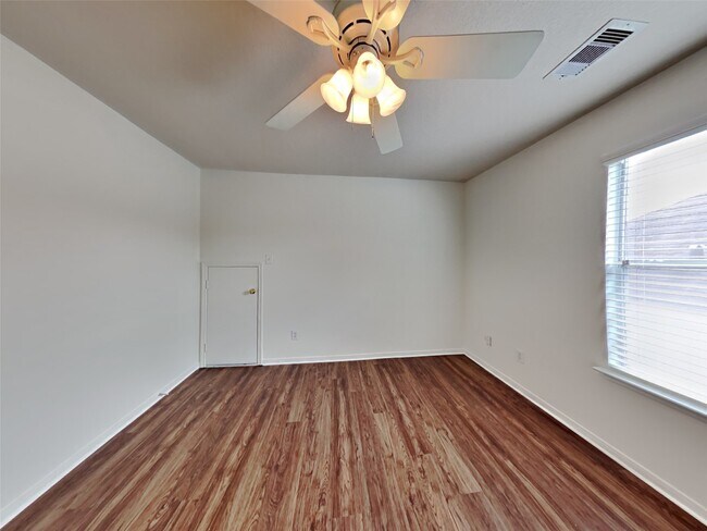 Building Photo - 4822 Wilderness Glen Ct