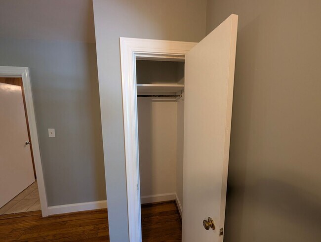 Building Photo - 3 Bedroom, 1.5 Bath Home with HVAC & Fenced Backyard