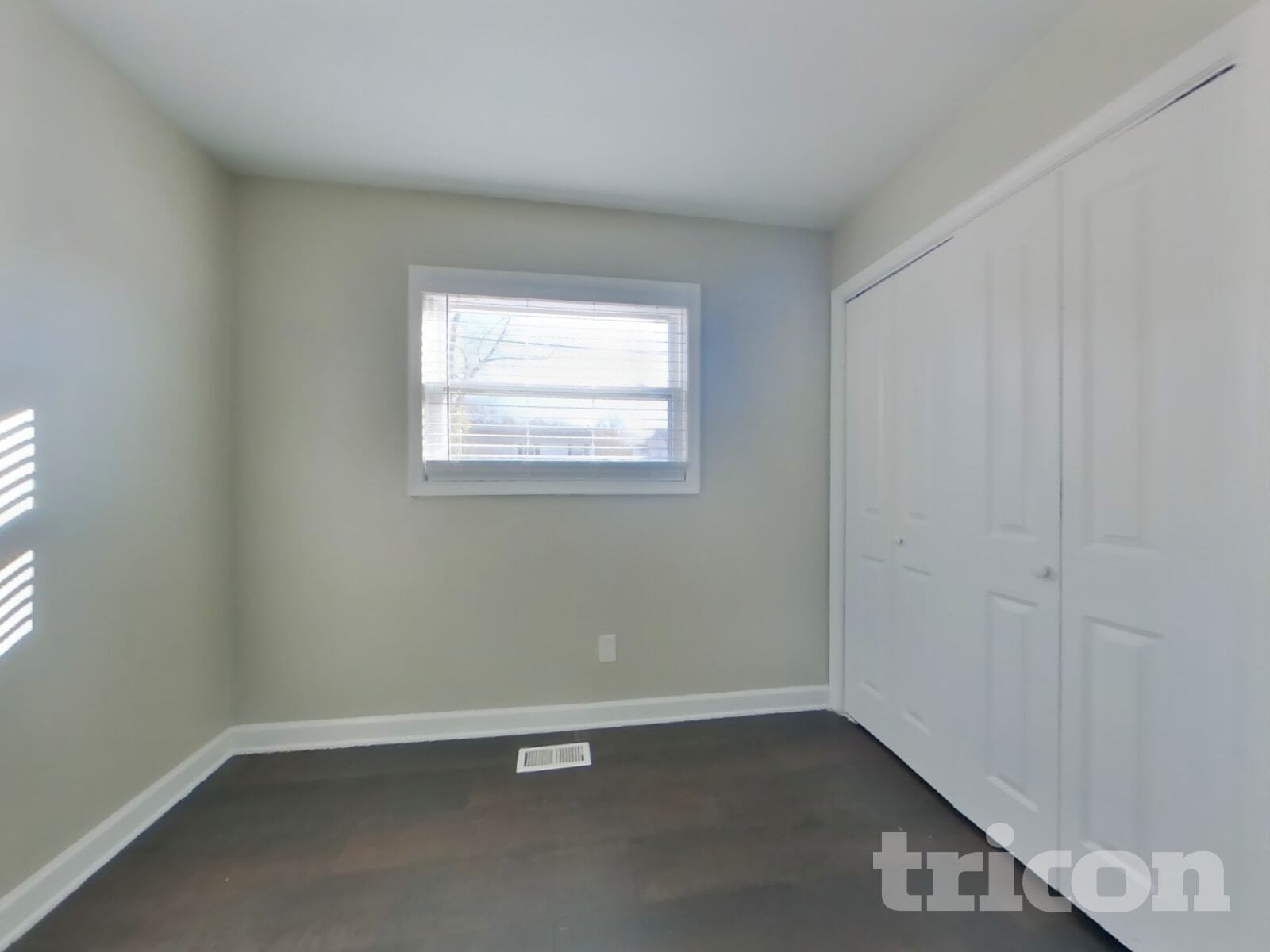 Building Photo - 6022 Lucente Ave