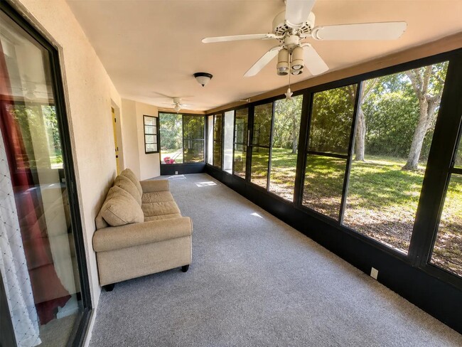 Building Photo - 8205 Pagoda Dr