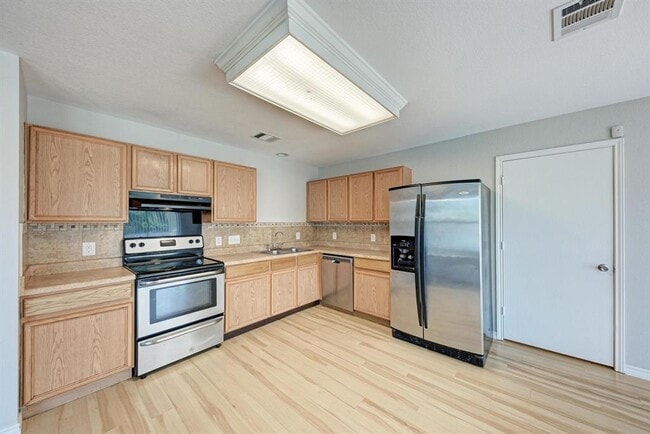 Building Photo - 1302 Casa Blanca Cove