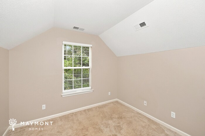 Building Photo - 12239 Stewarts Crossing Dr