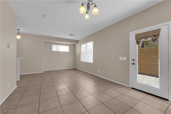 Building Photo - 10573 Allegrini Dr