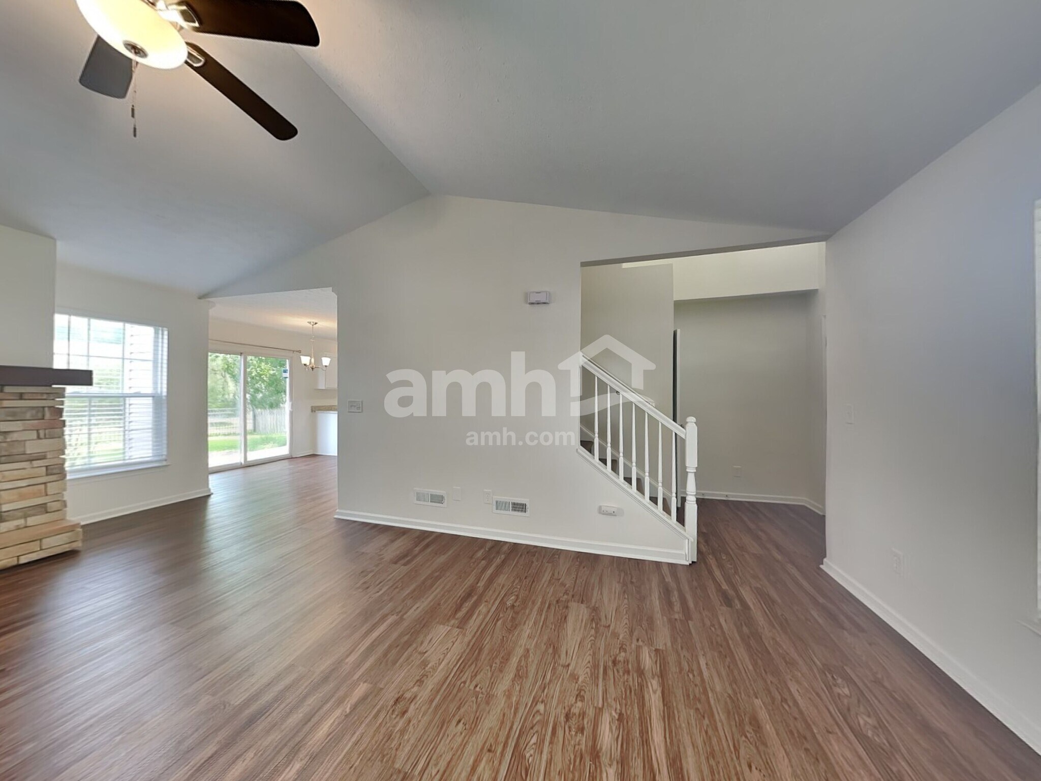 Building Photo - 466 Indian Lake Dr