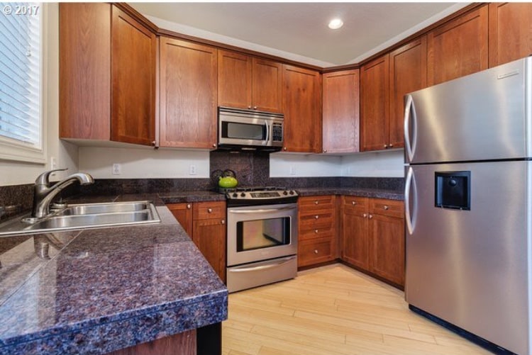 Building Photo - 9041 SW Rystadt Ln