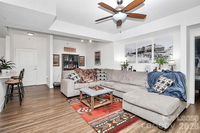 Building Photo - 1315 East Blvd