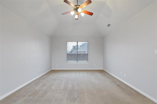 Building Photo - 628 Daisy Dr