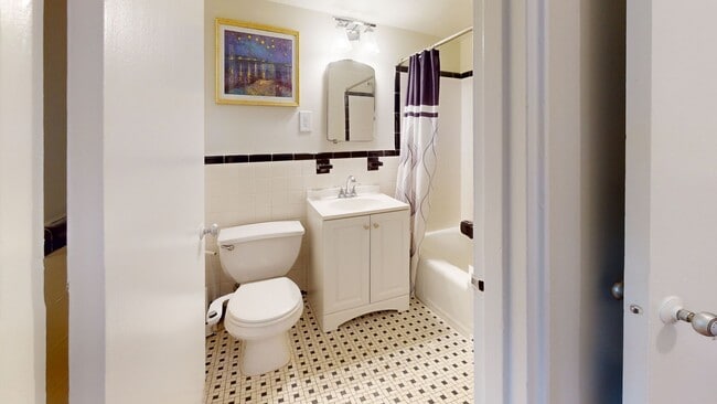 Building Photo - 3601 Wisconsin Ave NW