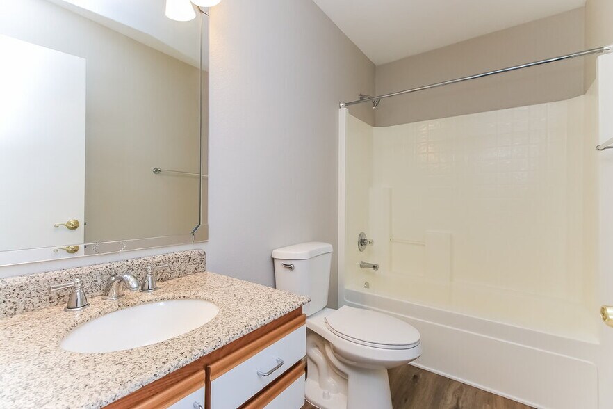 Building Photo - 11218 E Quarry Ave